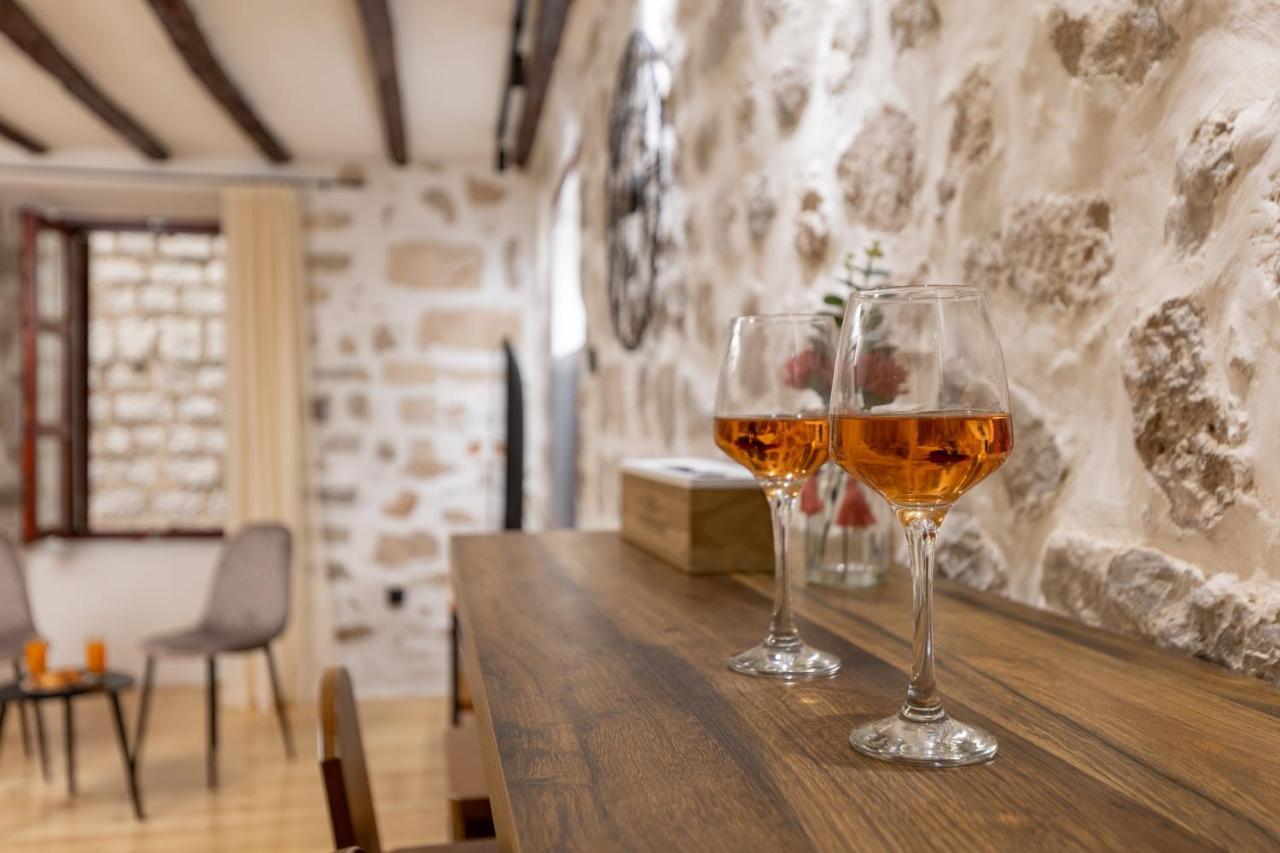 Quince&Sparkle Apartments Old Town Kotor Exterior foto